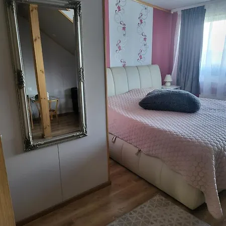 Karikakra Ostanak kod kuće *